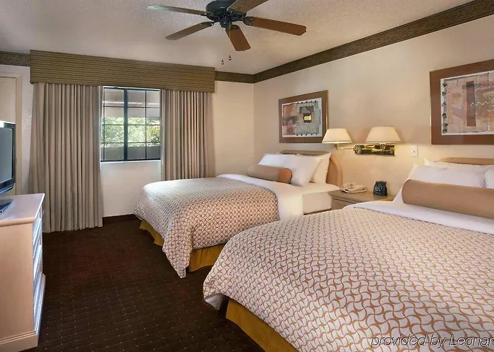 Embassy - North Hotel 3*