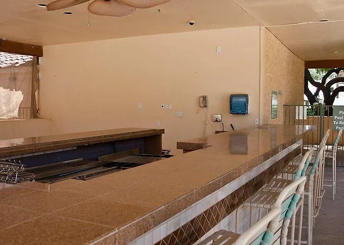 Hotel Embassy - North 3*